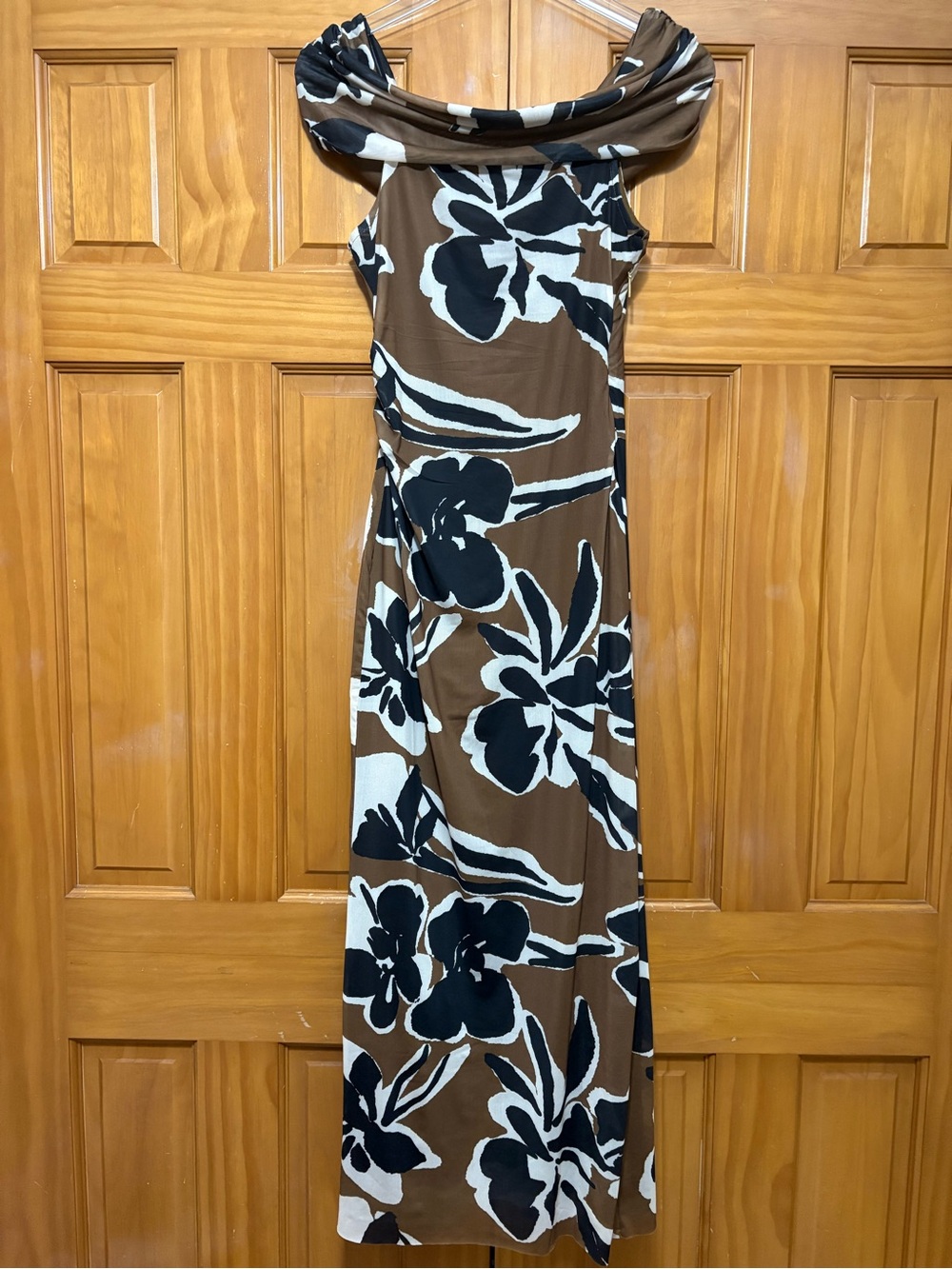 Cleobella Brown Maxi Dress with Black & Cream Floral Print Size Small NWT